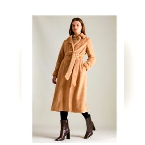 NWT Karen Millen faux fur belted coat